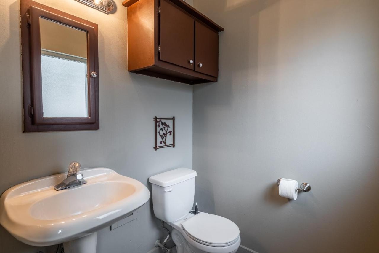 Holiday home Tyrolean Village 6 2 Bedroom 1 And A Half Bath Sleeps 6 Walk To Lift Steps To Town Shuttle Mammoth Lakes