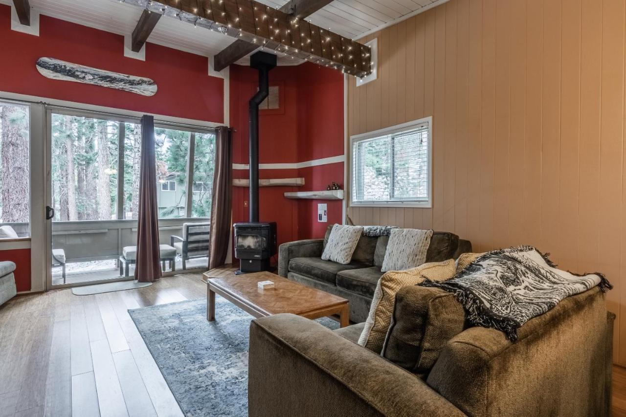 Tyrolean Village 6 2 Bedroom 1 And A Half Bath Sleeps 6 Walk To Lift Steps To Town Shuttle Mammoth Lakes